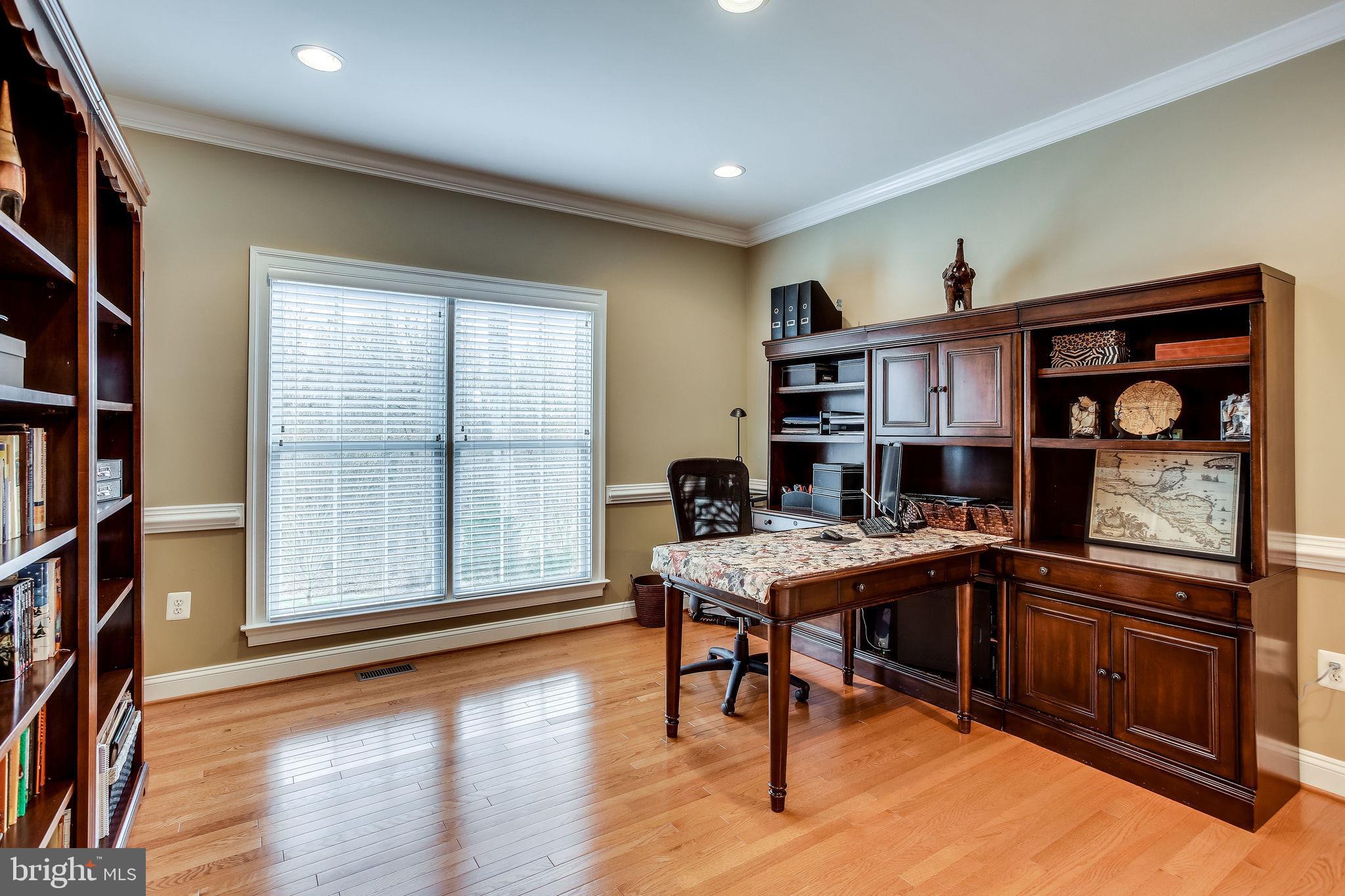 CEDAR CREST - Residential