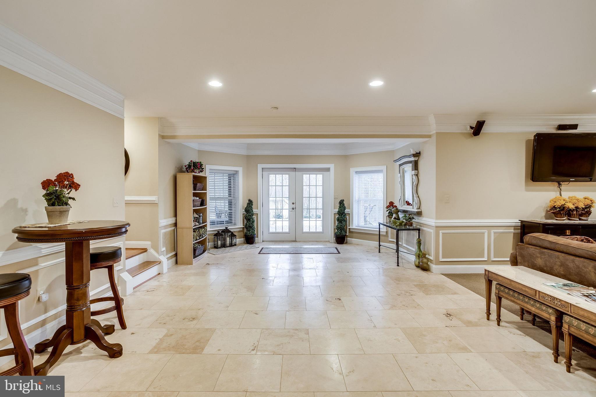 CEDAR CREST - Residential