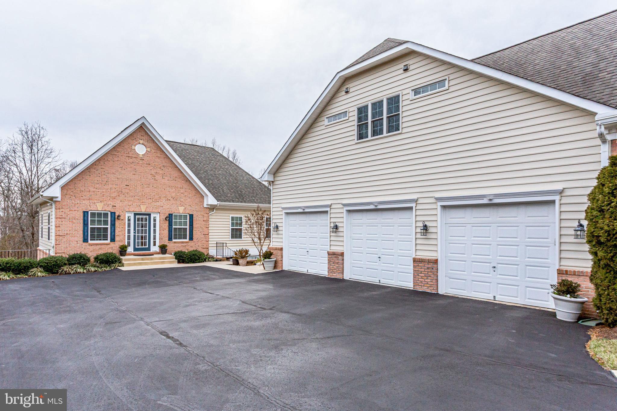 CEDAR CREST - Residential