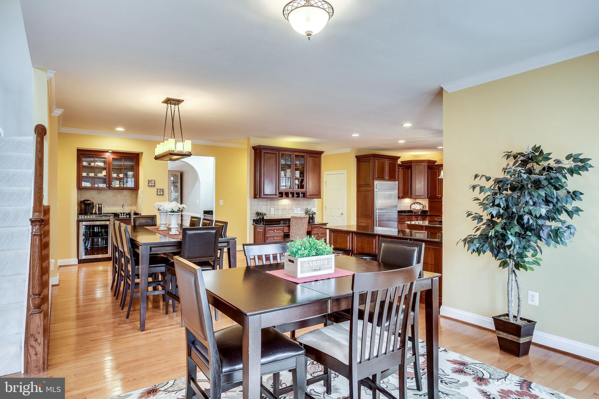 CEDAR CREST - Residential