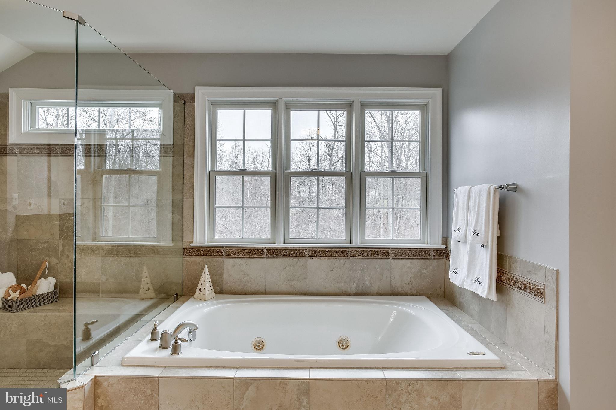 CEDAR CREST - Residential