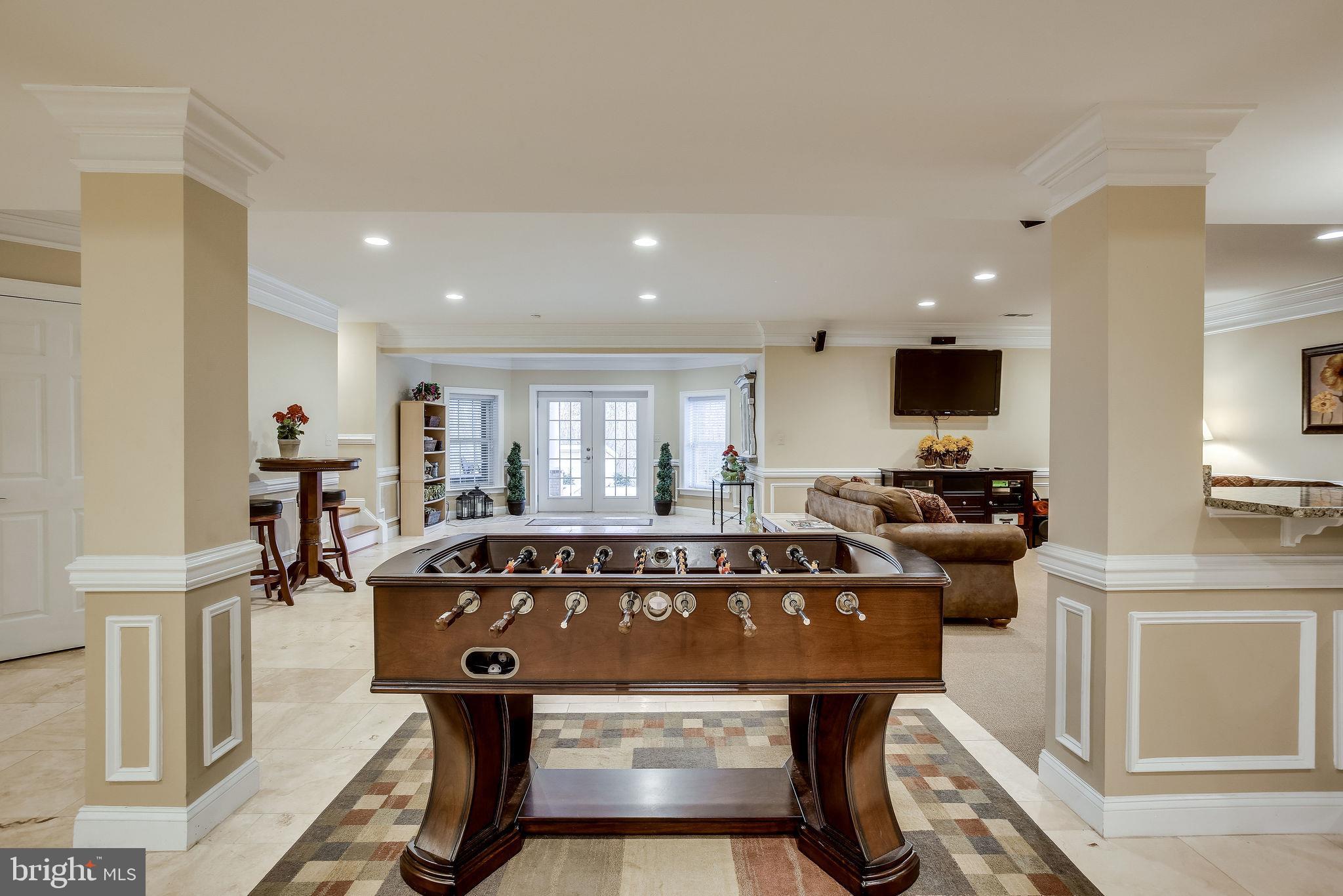 CEDAR CREST - Residential