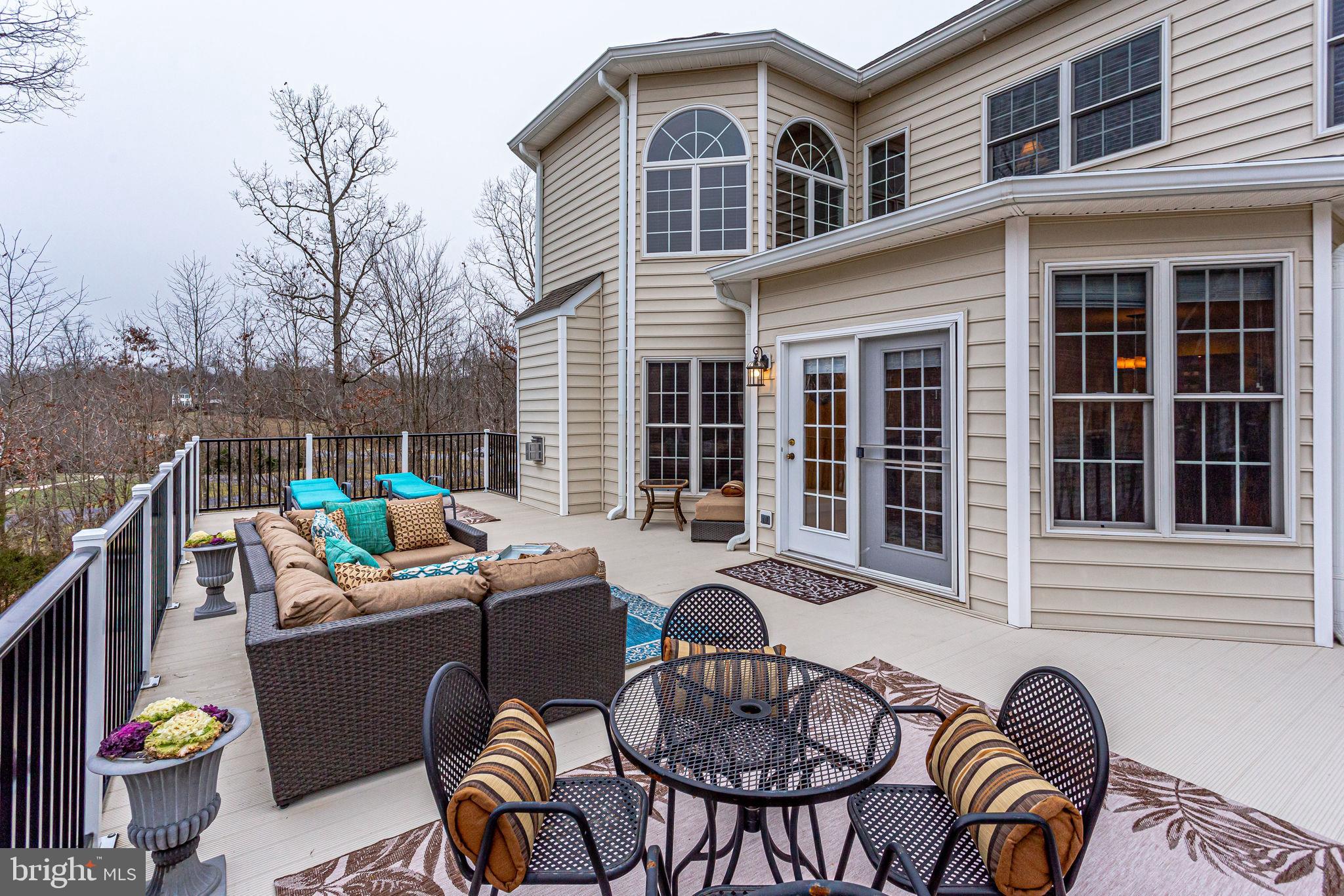 CEDAR CREST - Residential