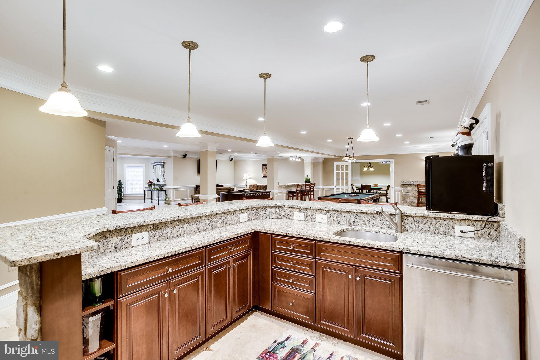 CEDAR CREST - Residential