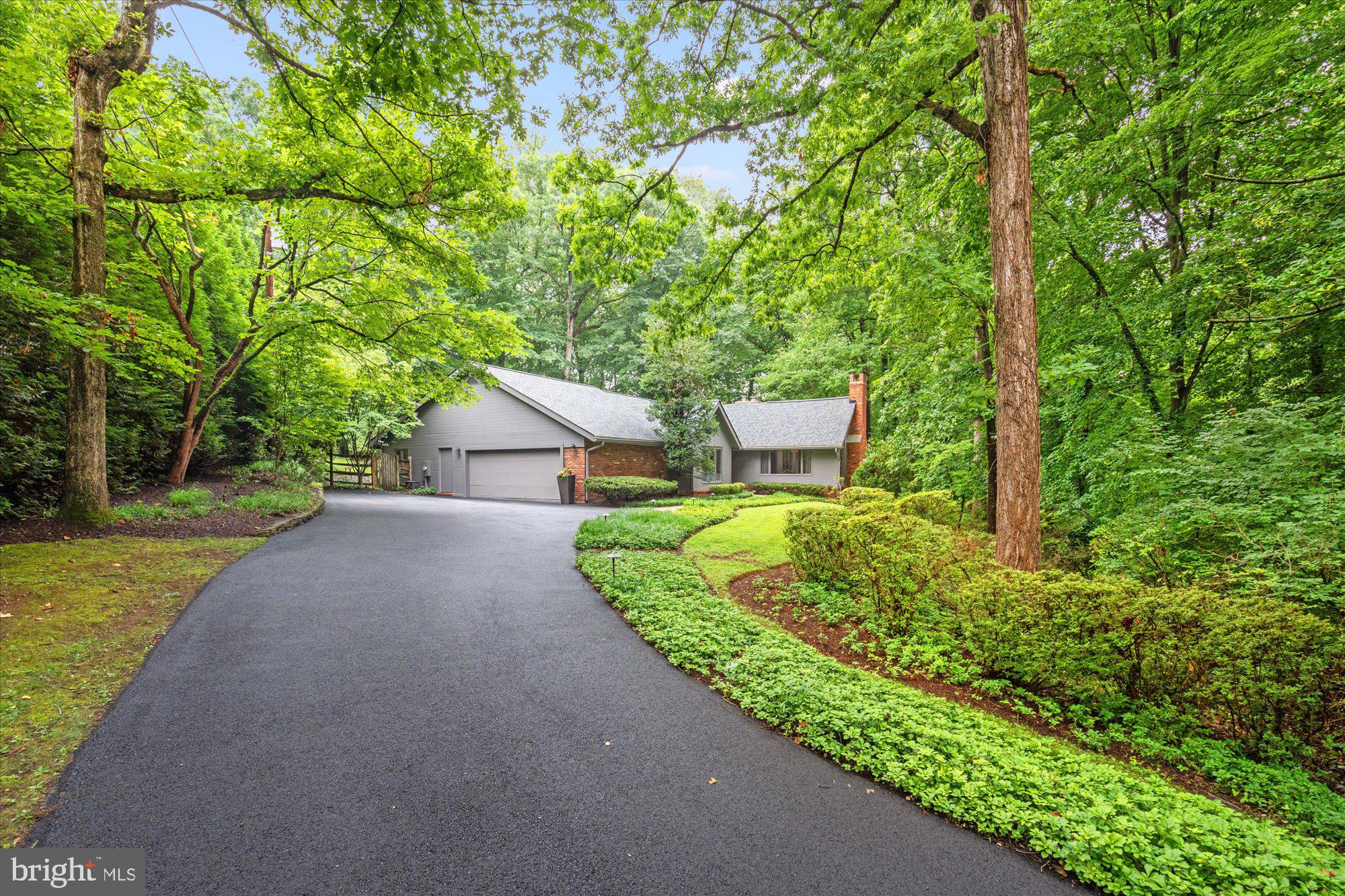6800 MELODY LANE