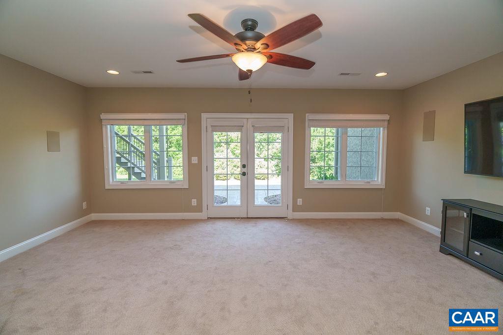 THE ROCKS - Residential