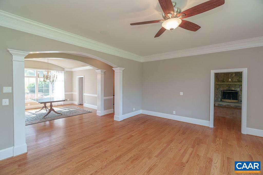 THE ROCKS - Residential