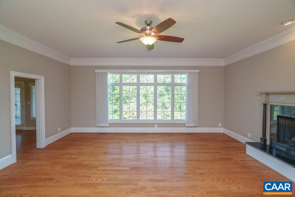 THE ROCKS - Residential