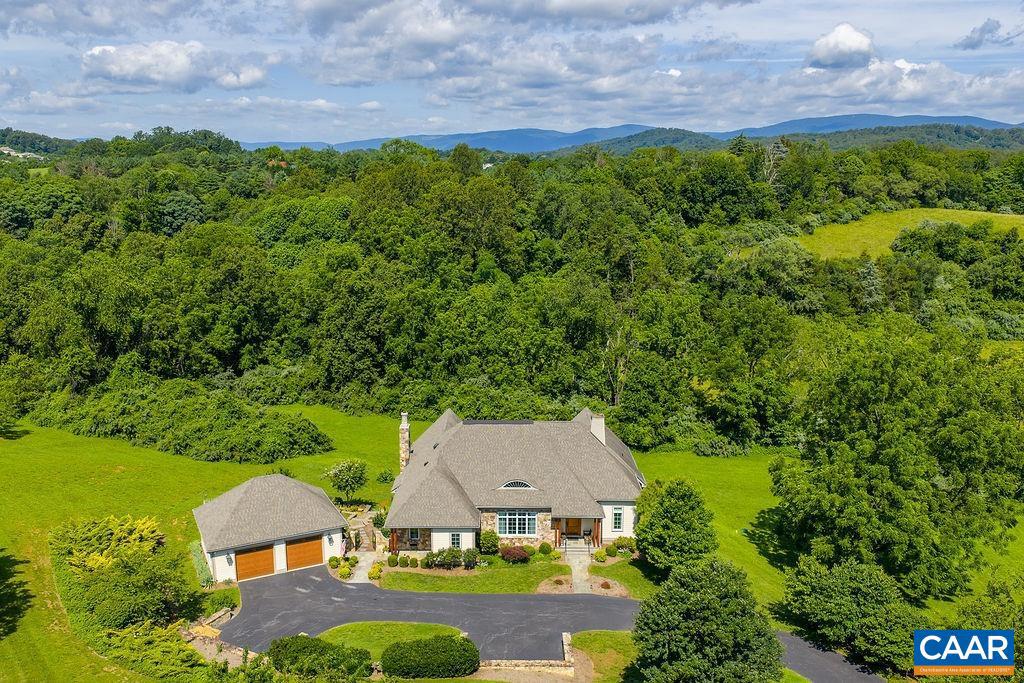 THE ROCKS - Residential