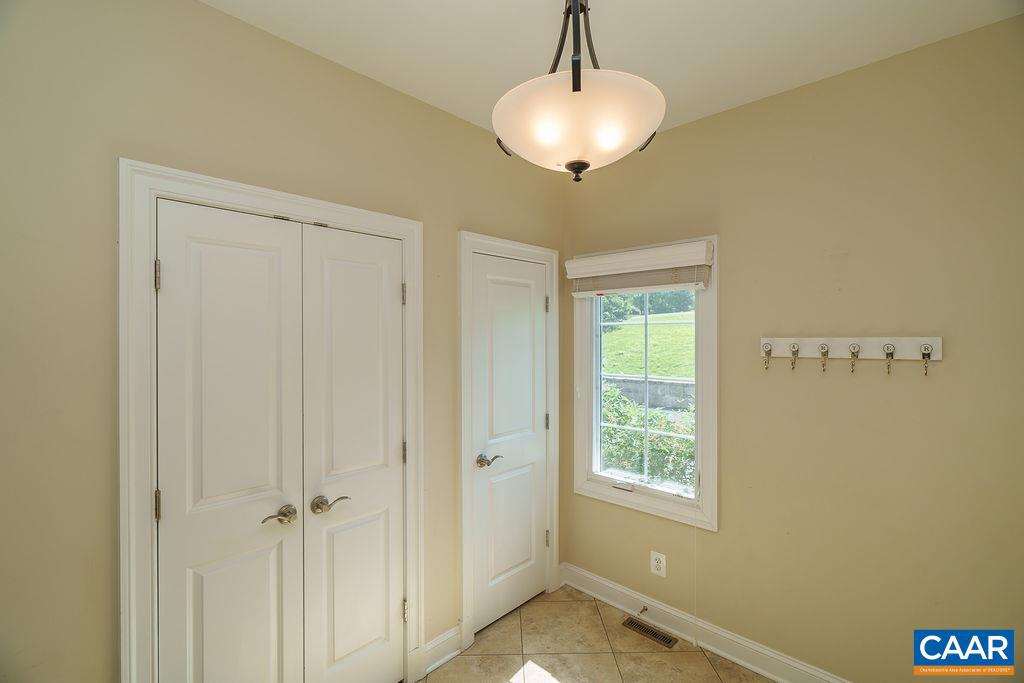 THE ROCKS - Residential