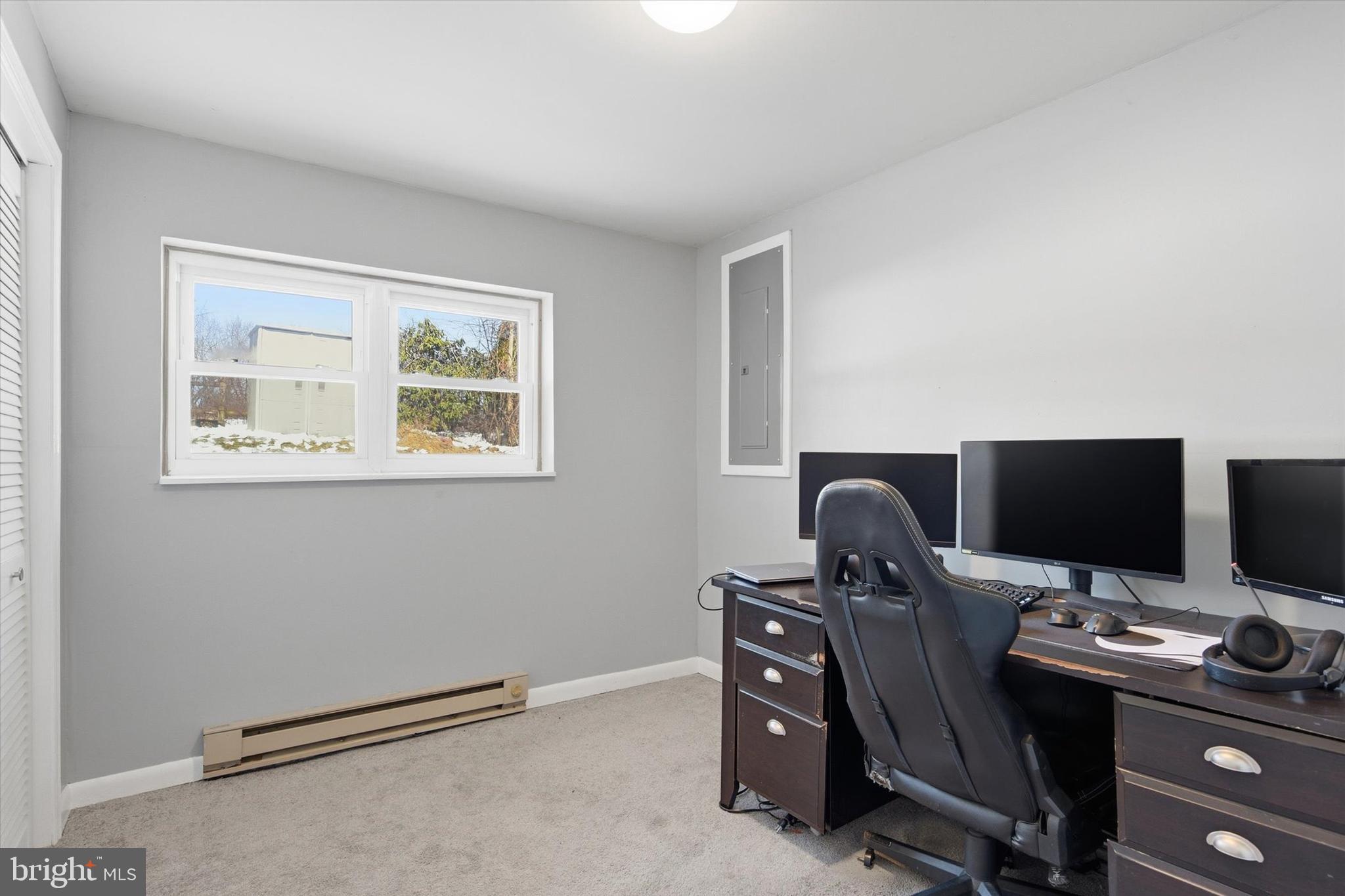 CROOKED HILL FARMS - Residential