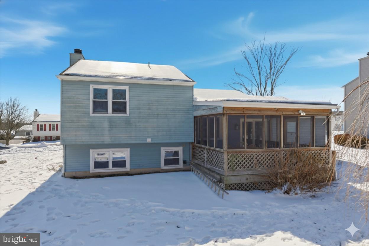 CROOKED HILL FARMS - Residential