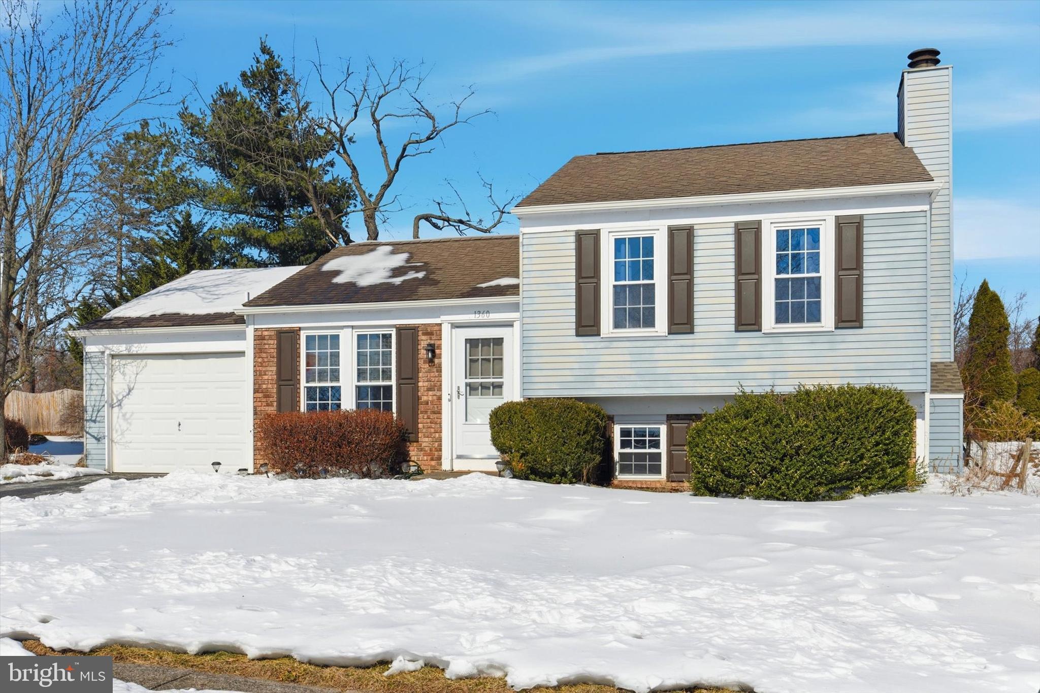 CROOKED HILL FARMS - Residential