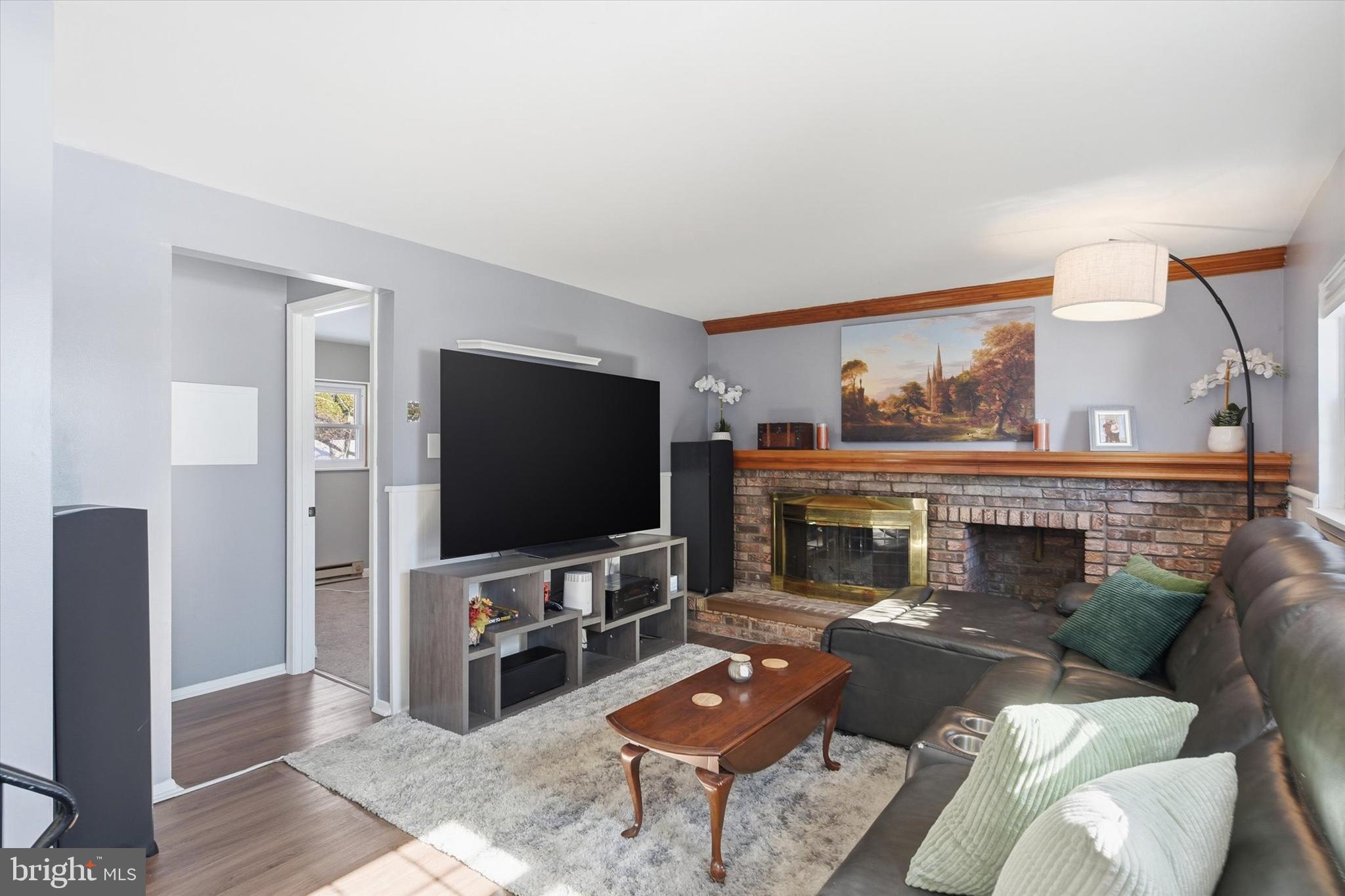 CROOKED HILL FARMS - Residential