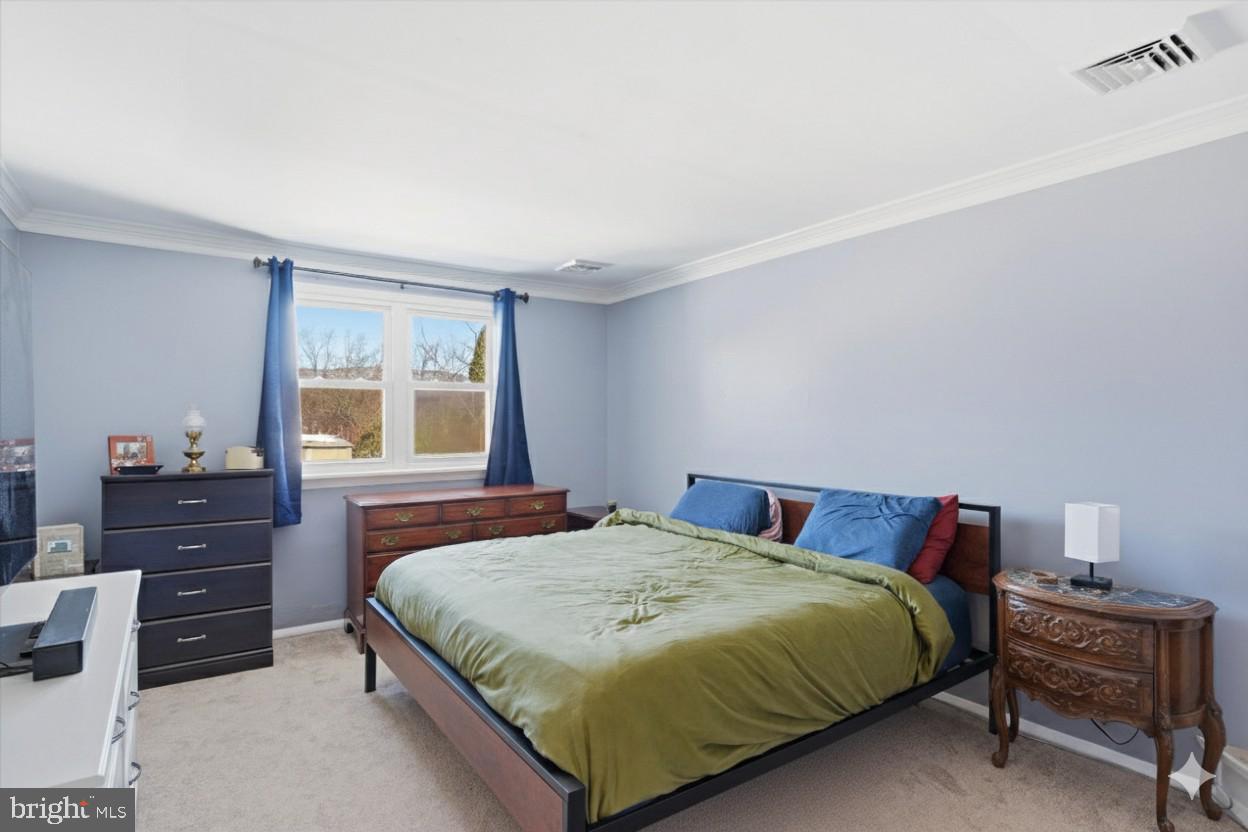 CROOKED HILL FARMS - Residential