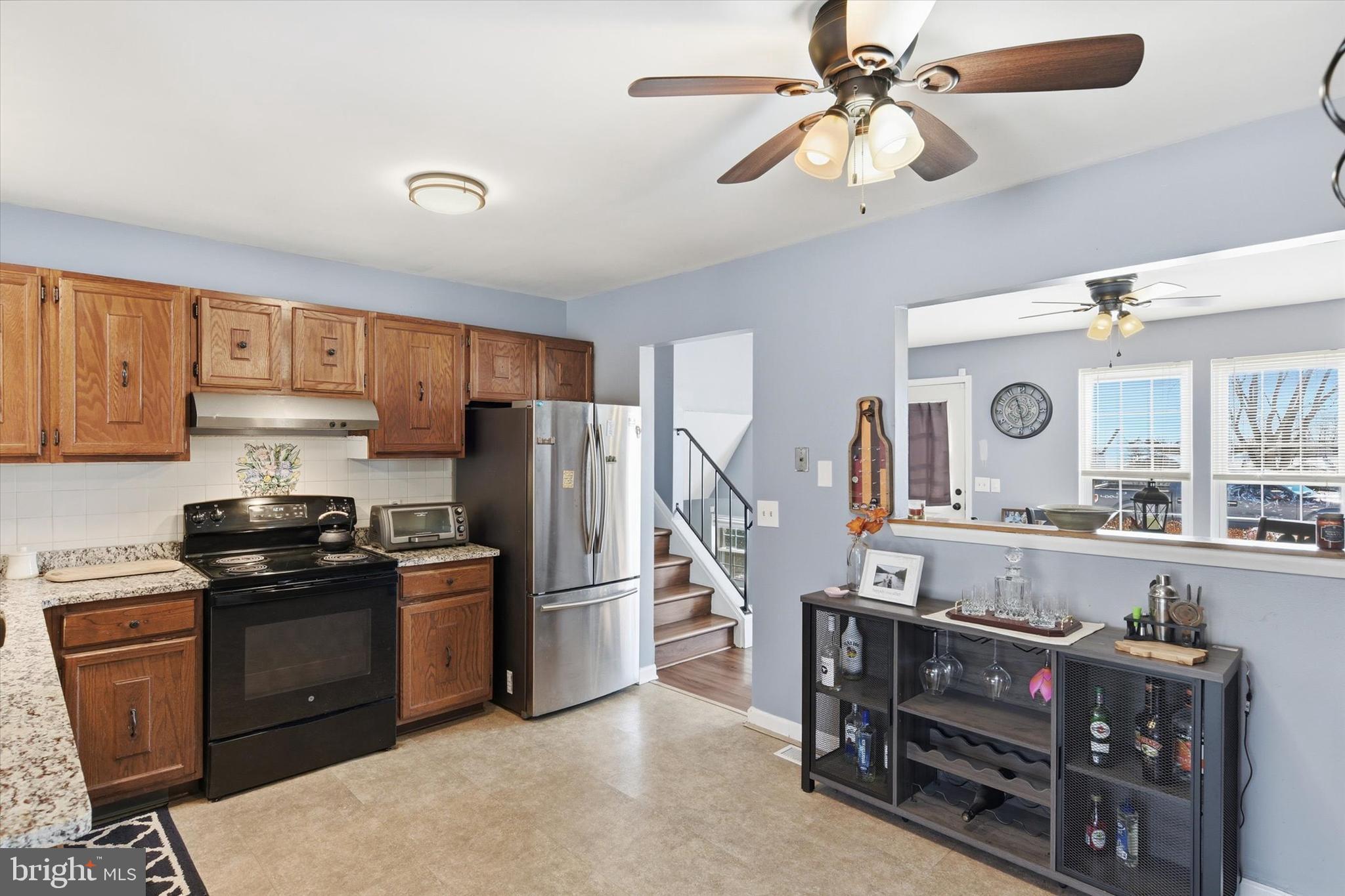 CROOKED HILL FARMS - Residential