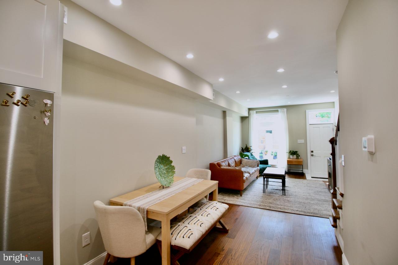 HIGHLANDTOWN - Residential Lease