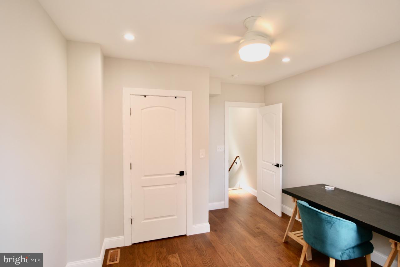 HIGHLANDTOWN - Residential Lease