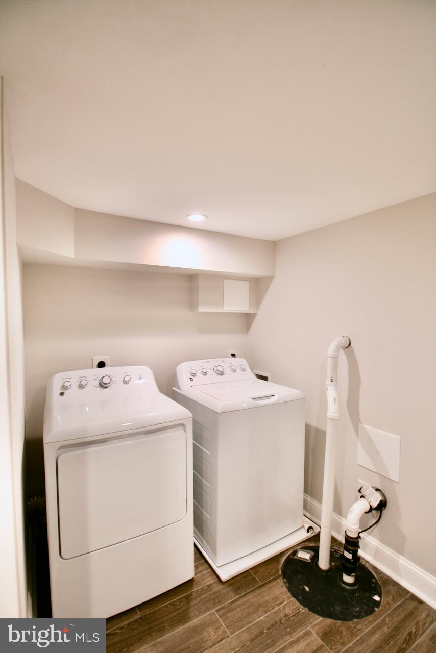 HIGHLANDTOWN - Residential Lease