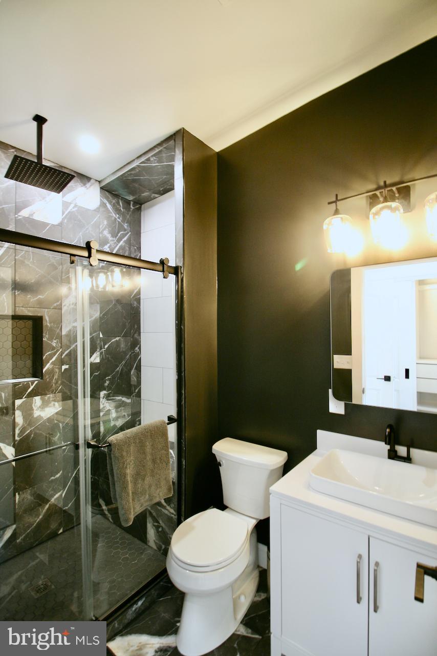 HIGHLANDTOWN - Residential Lease