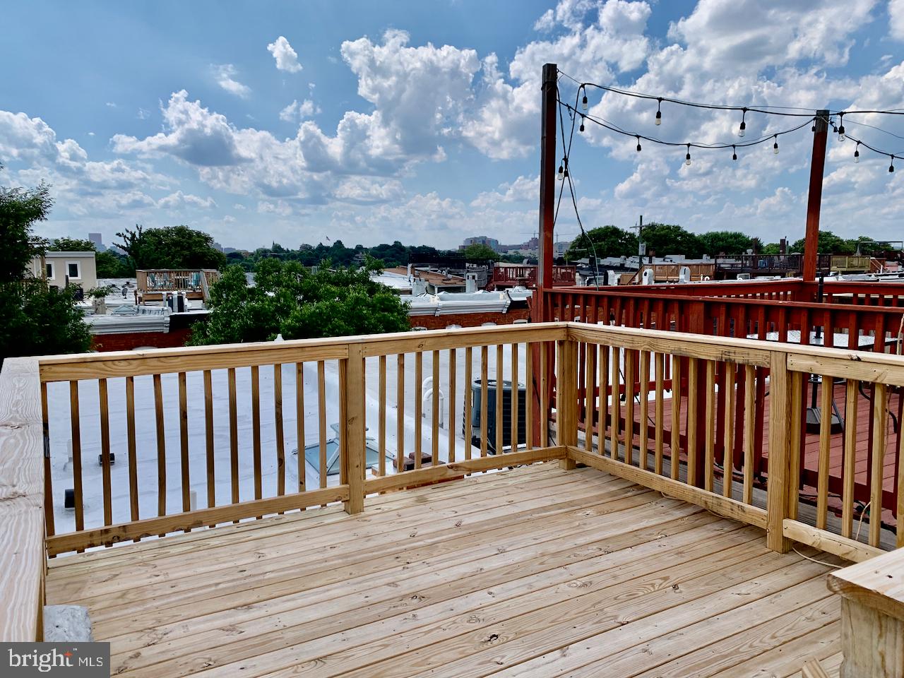 HIGHLANDTOWN - Residential Lease