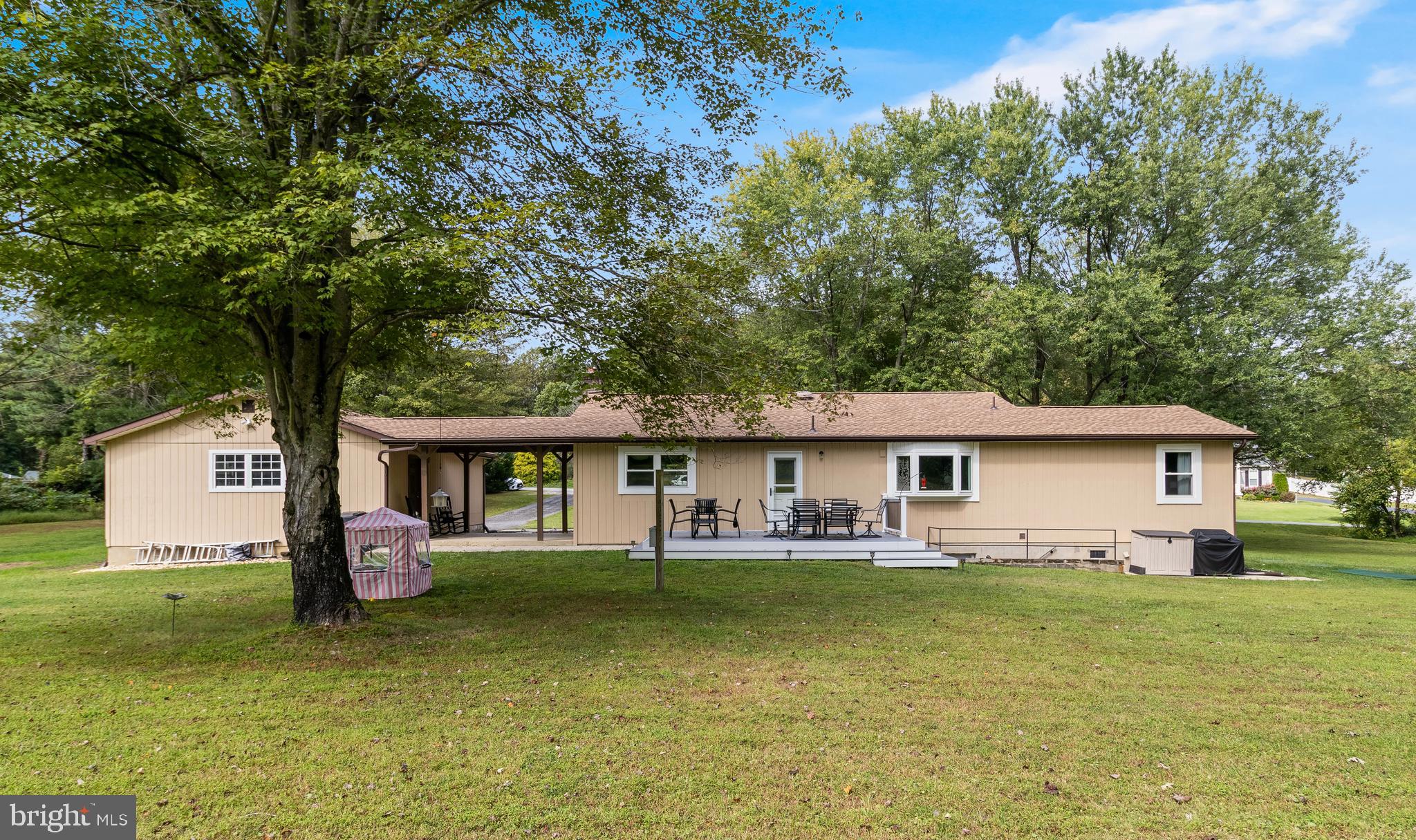 HUNTINGTOWN FARMS - Residential