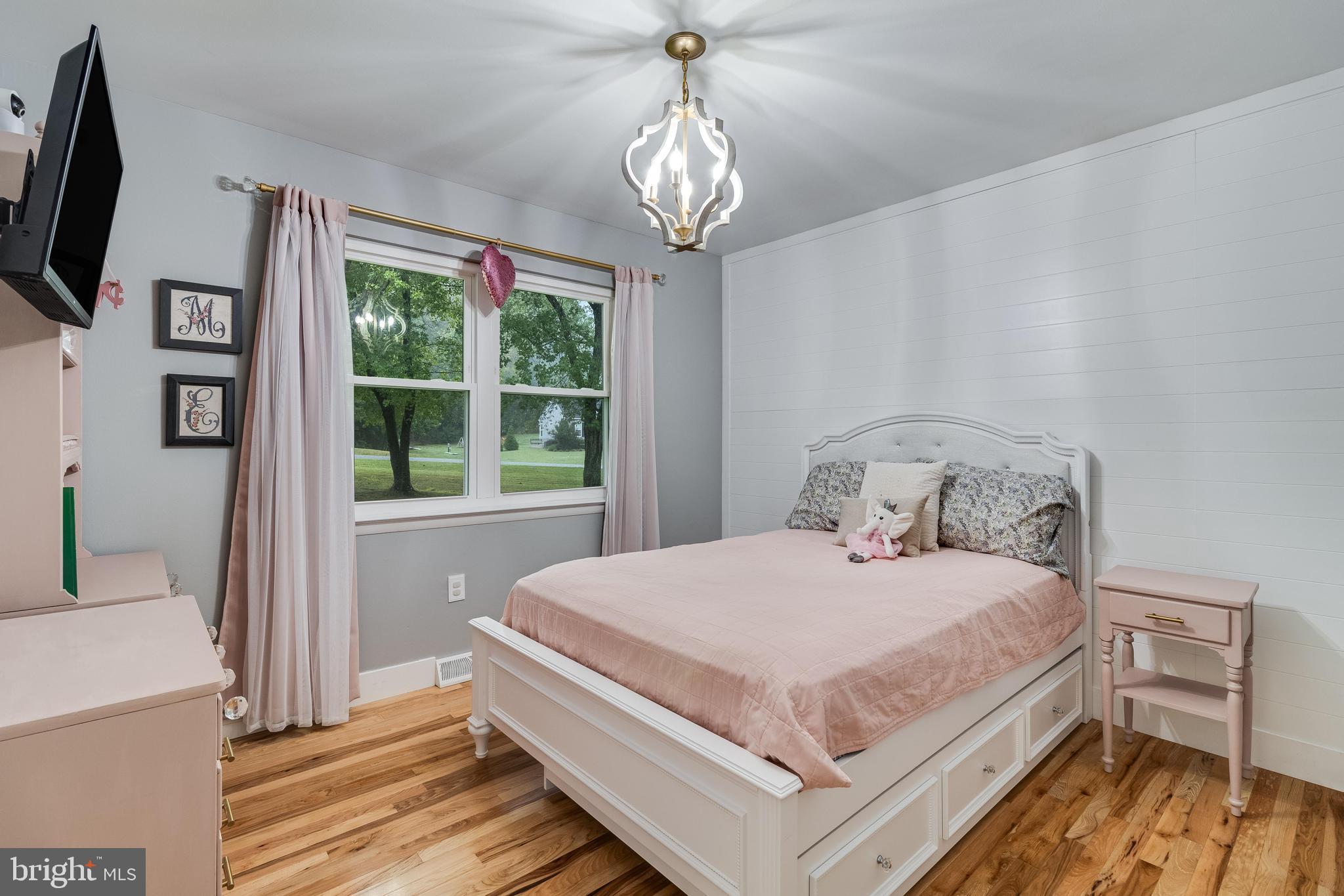 HUNTINGTOWN FARMS - Residential