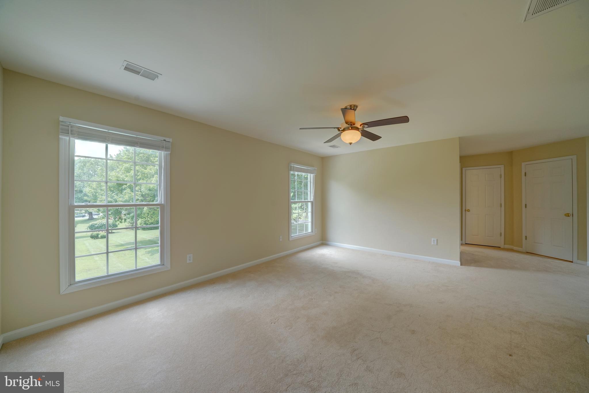 WELLINGTON ESTATES - Residential Lease