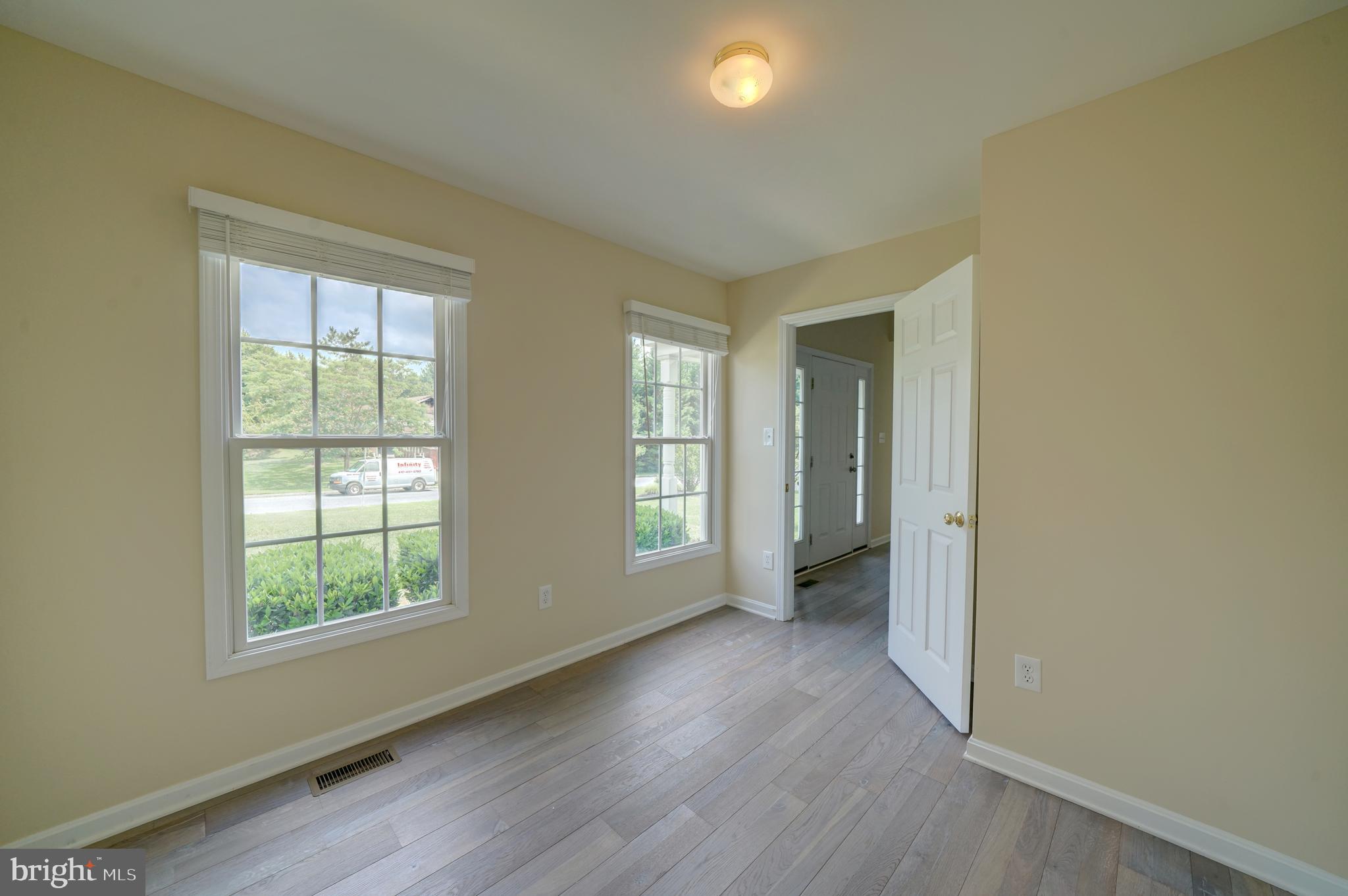 WELLINGTON ESTATES - Residential Lease