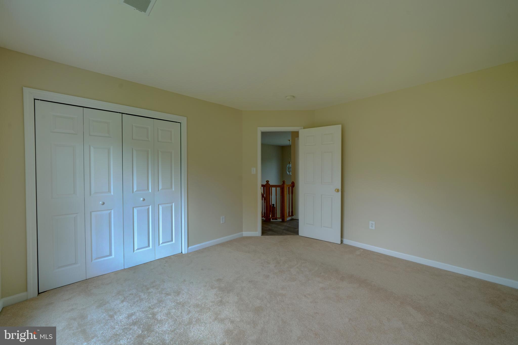 WELLINGTON ESTATES - Residential Lease