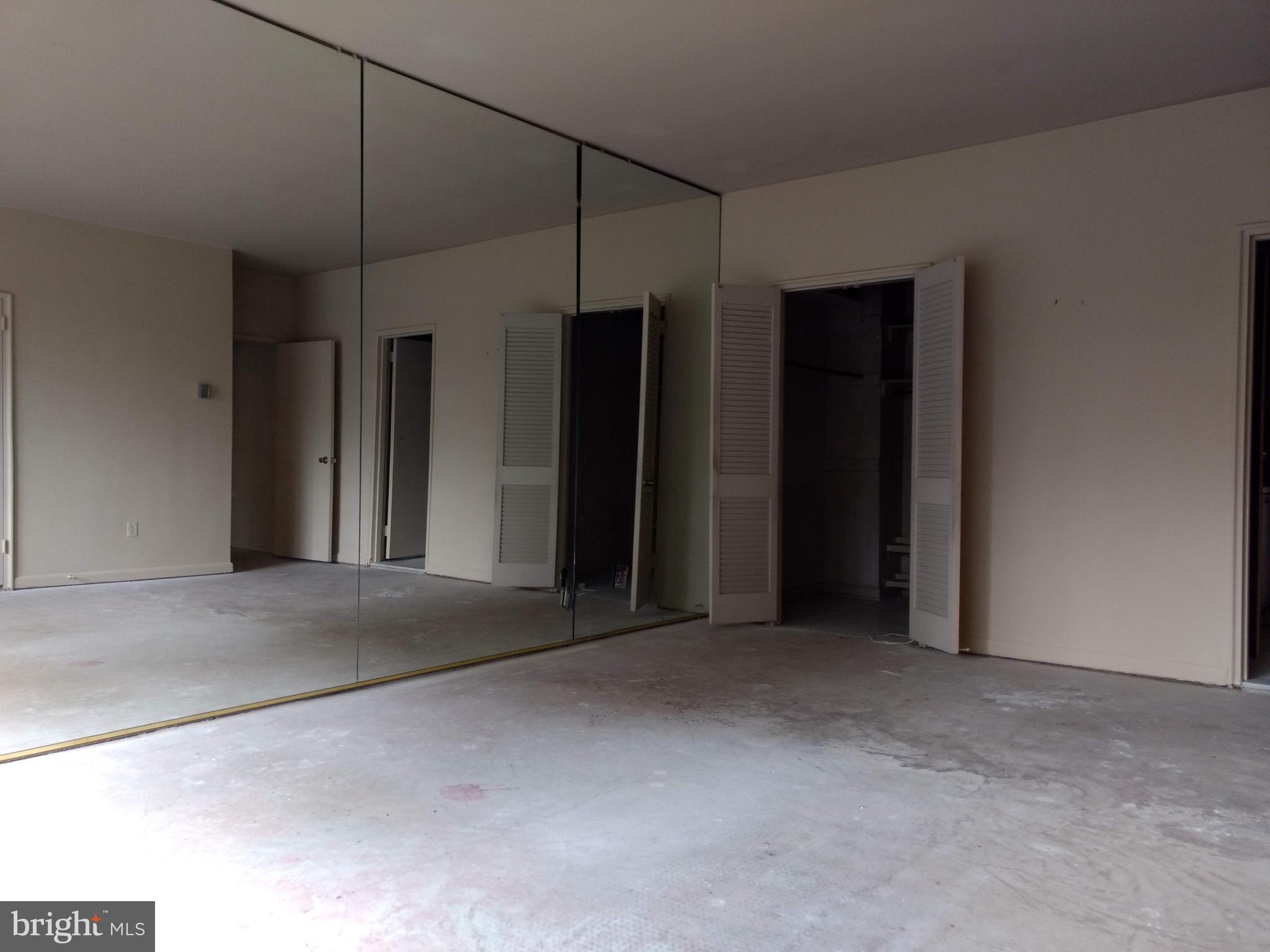 ELEVEN SLADE - Residential