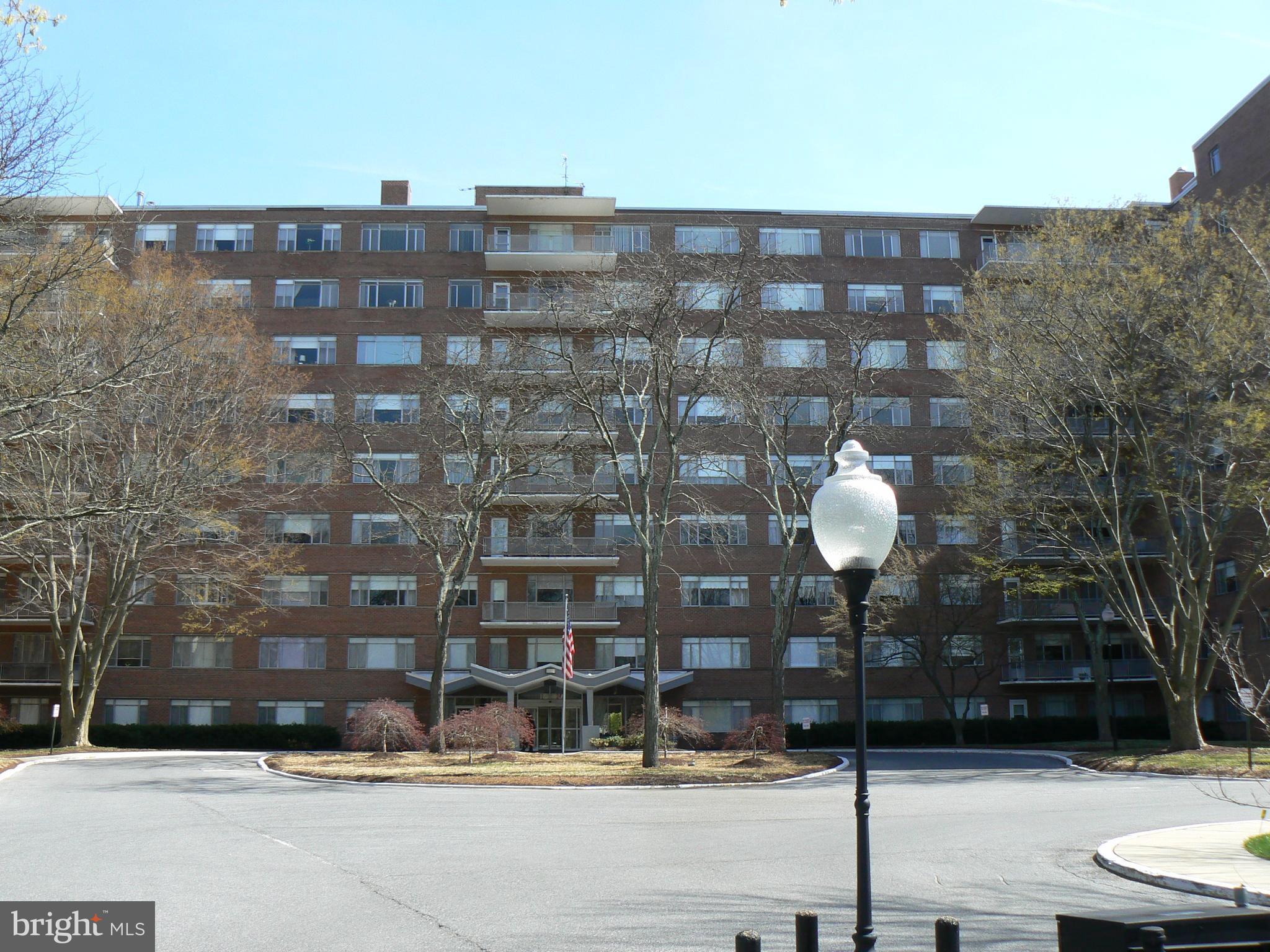 ELEVEN SLADE - Residential