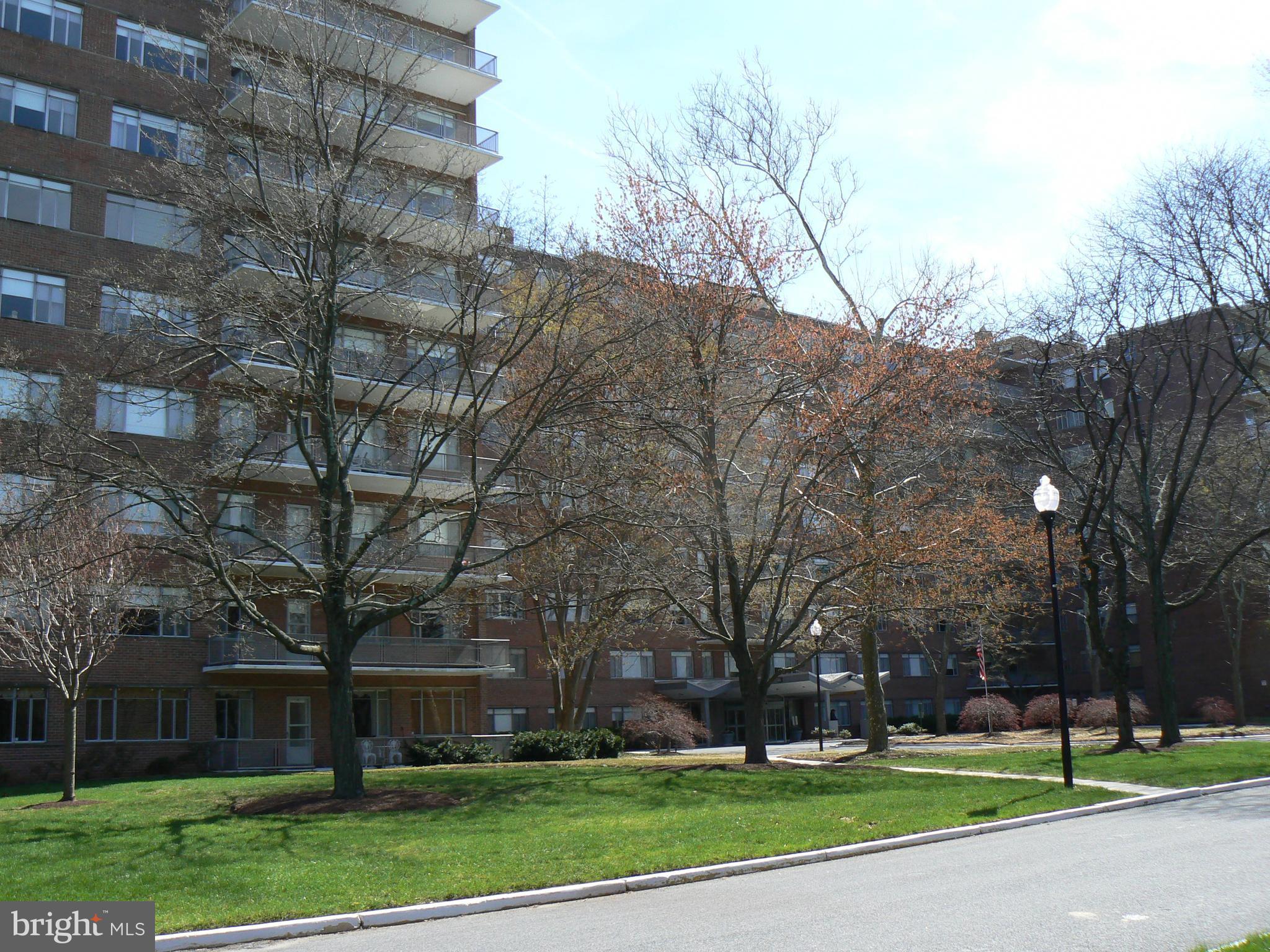 ELEVEN SLADE - Residential