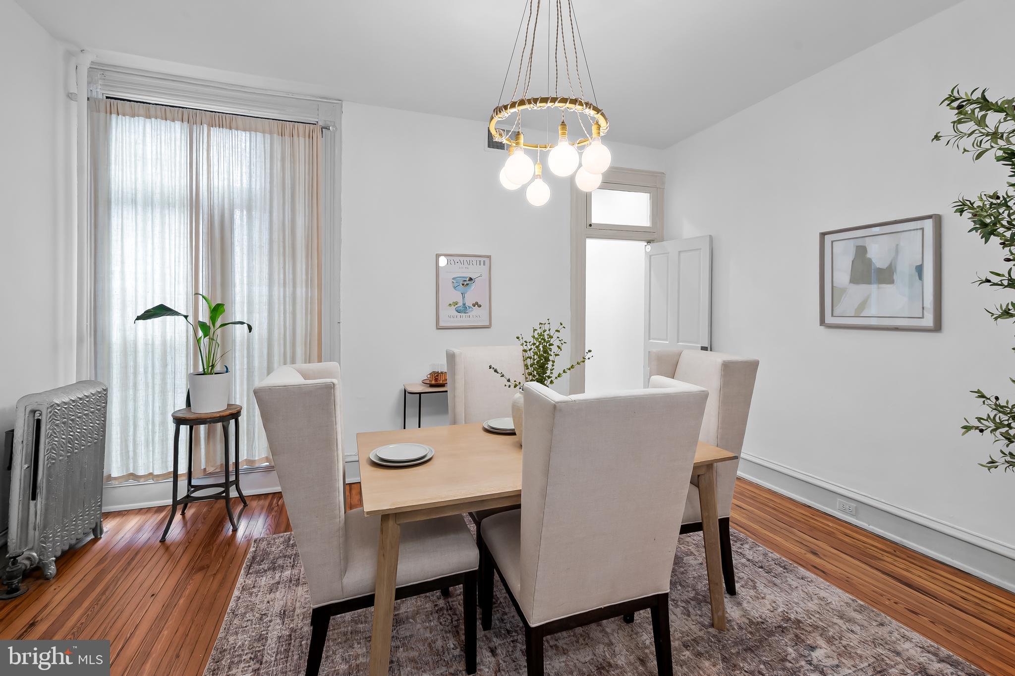 MOUNT ROYAL TERRACE - Residential