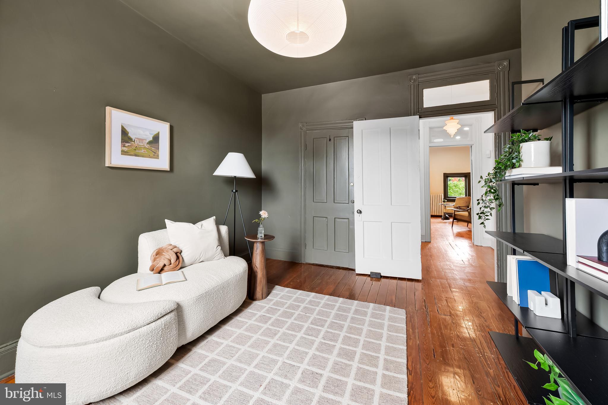MOUNT ROYAL TERRACE - Residential