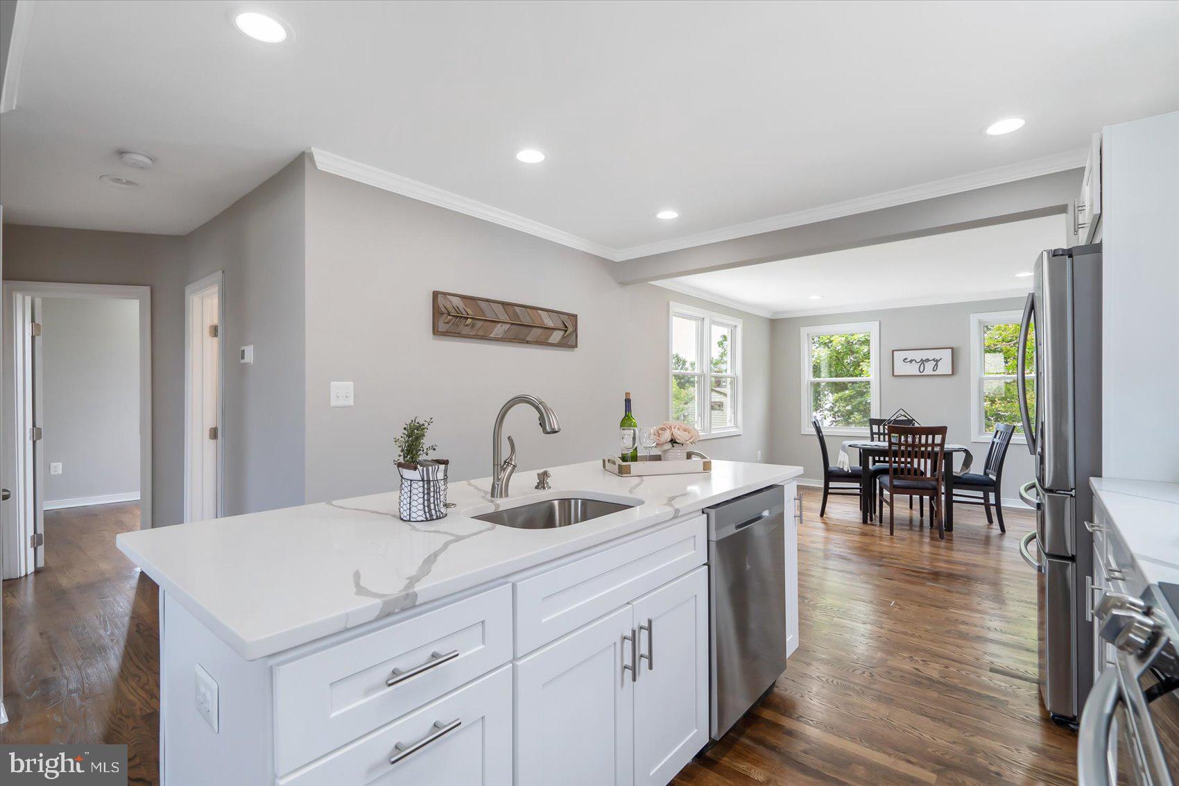 RIVERA BEACH - Residential