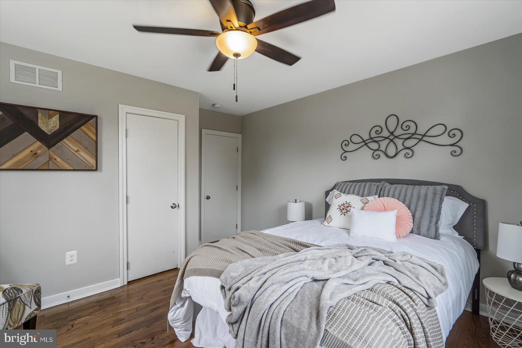 RIVERA BEACH - Residential