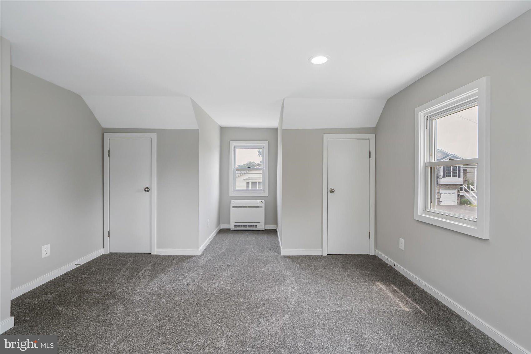 RIVERA BEACH - Residential