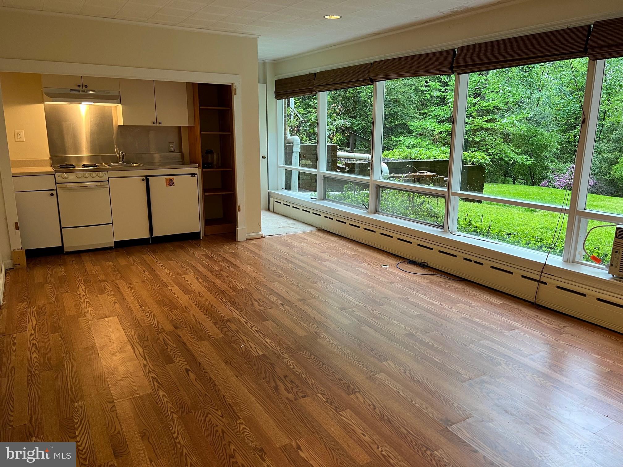 NONE AVAILABLE - Land