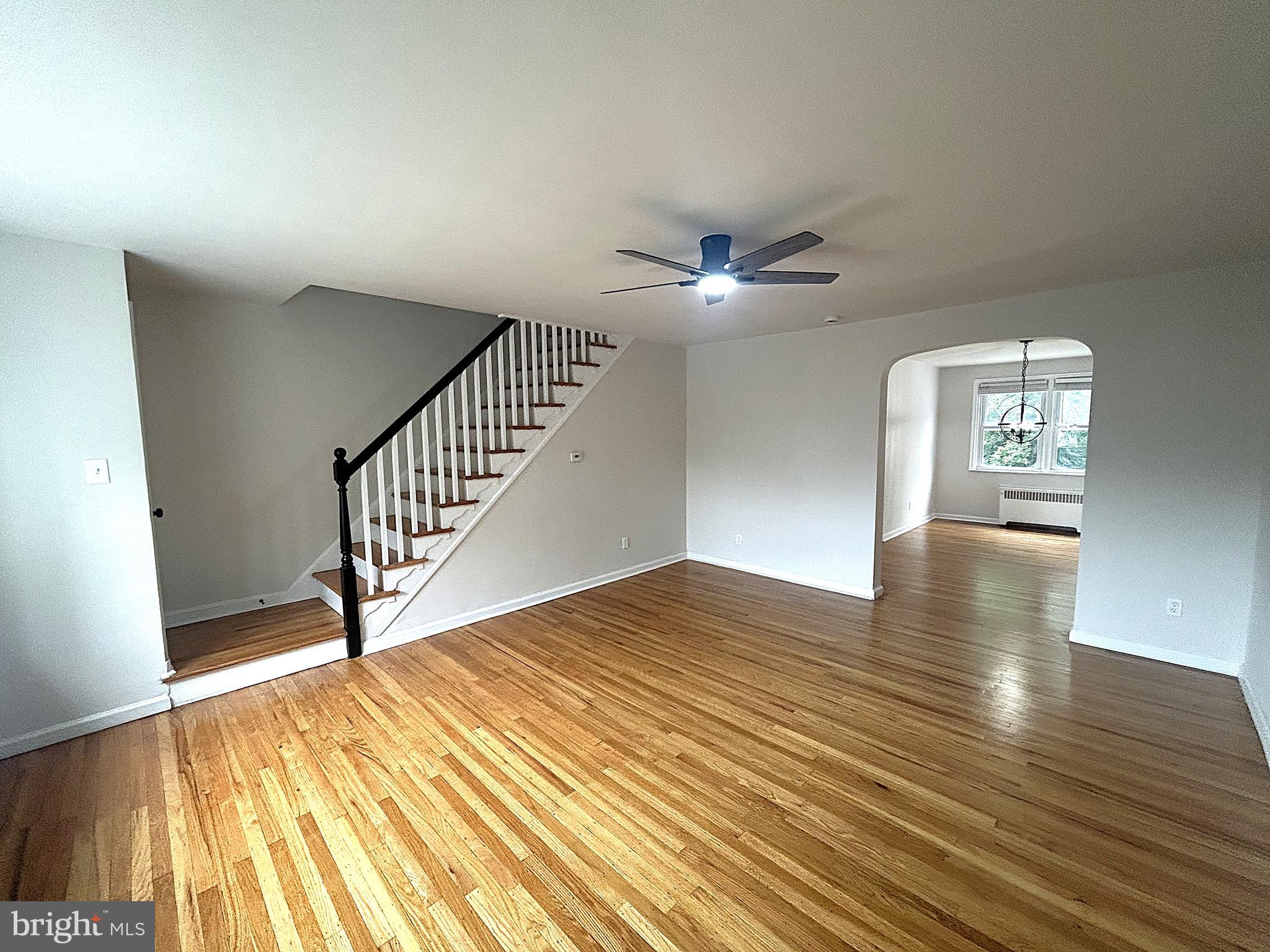 842 FAIRFAX ROAD