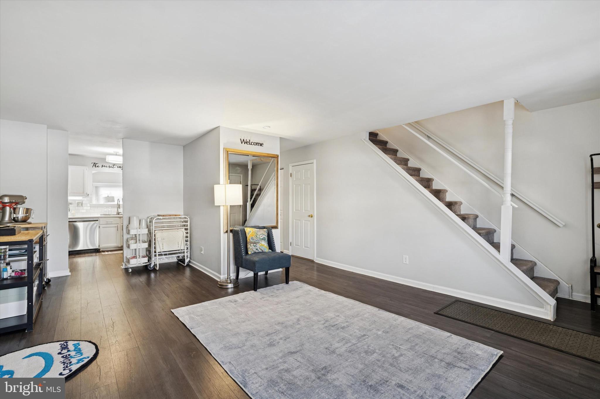 REGENTS PARK - Residential