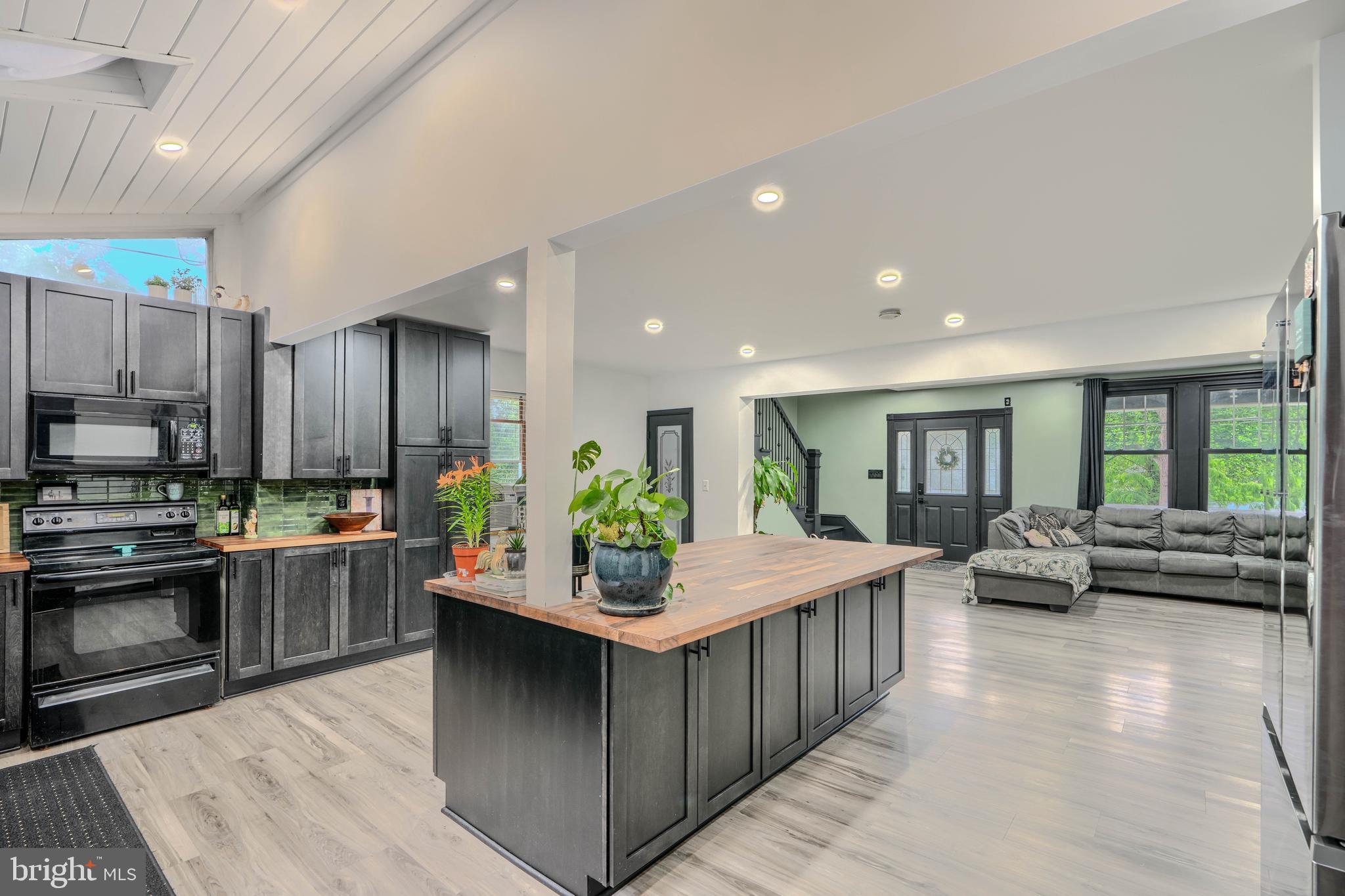 PENWOOD TERRACE - Residential