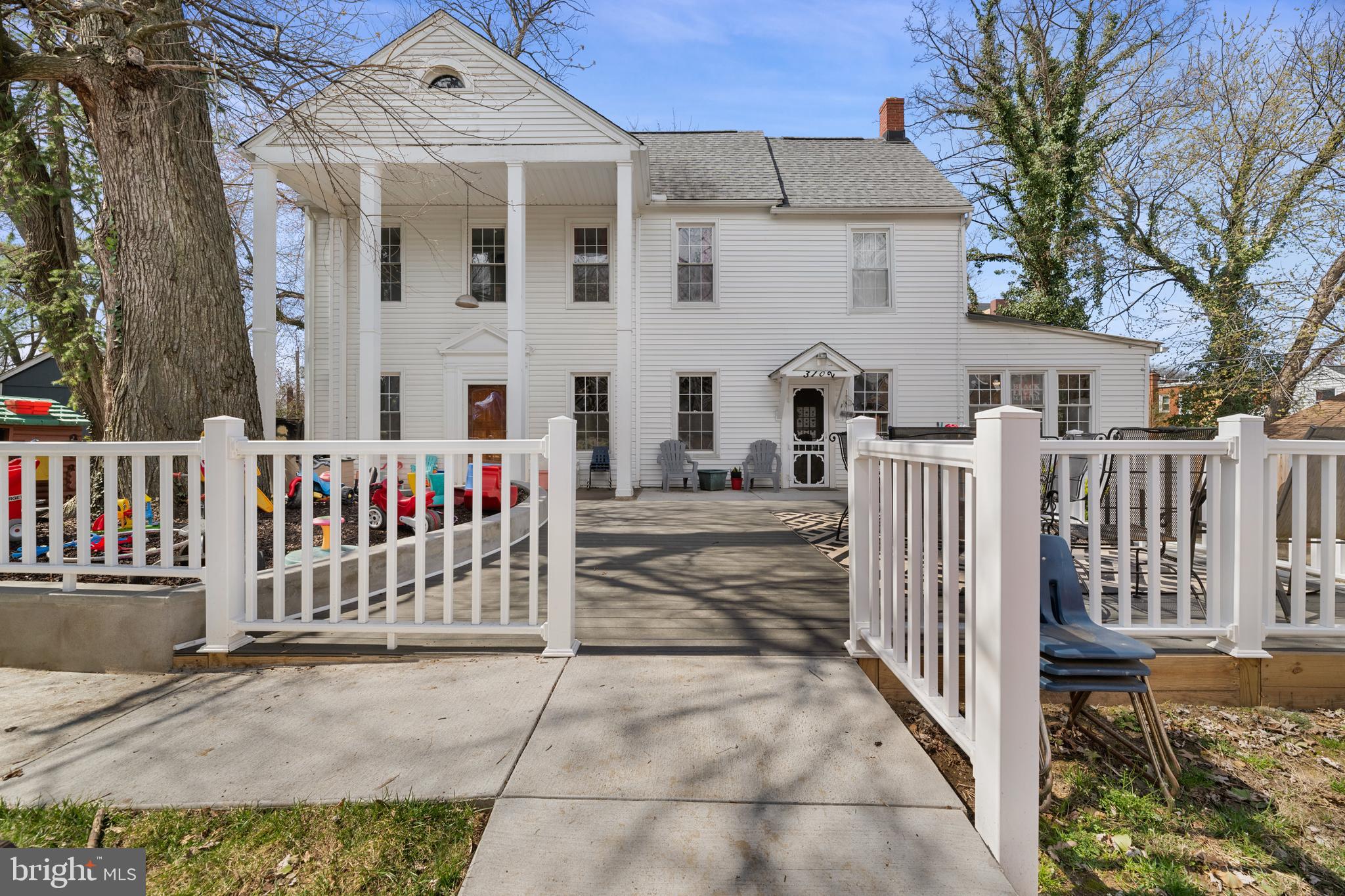 DEL RAY - Residential