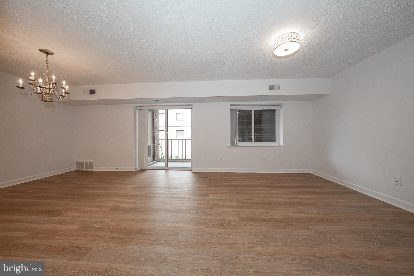 WYNNEWOOD - Residential