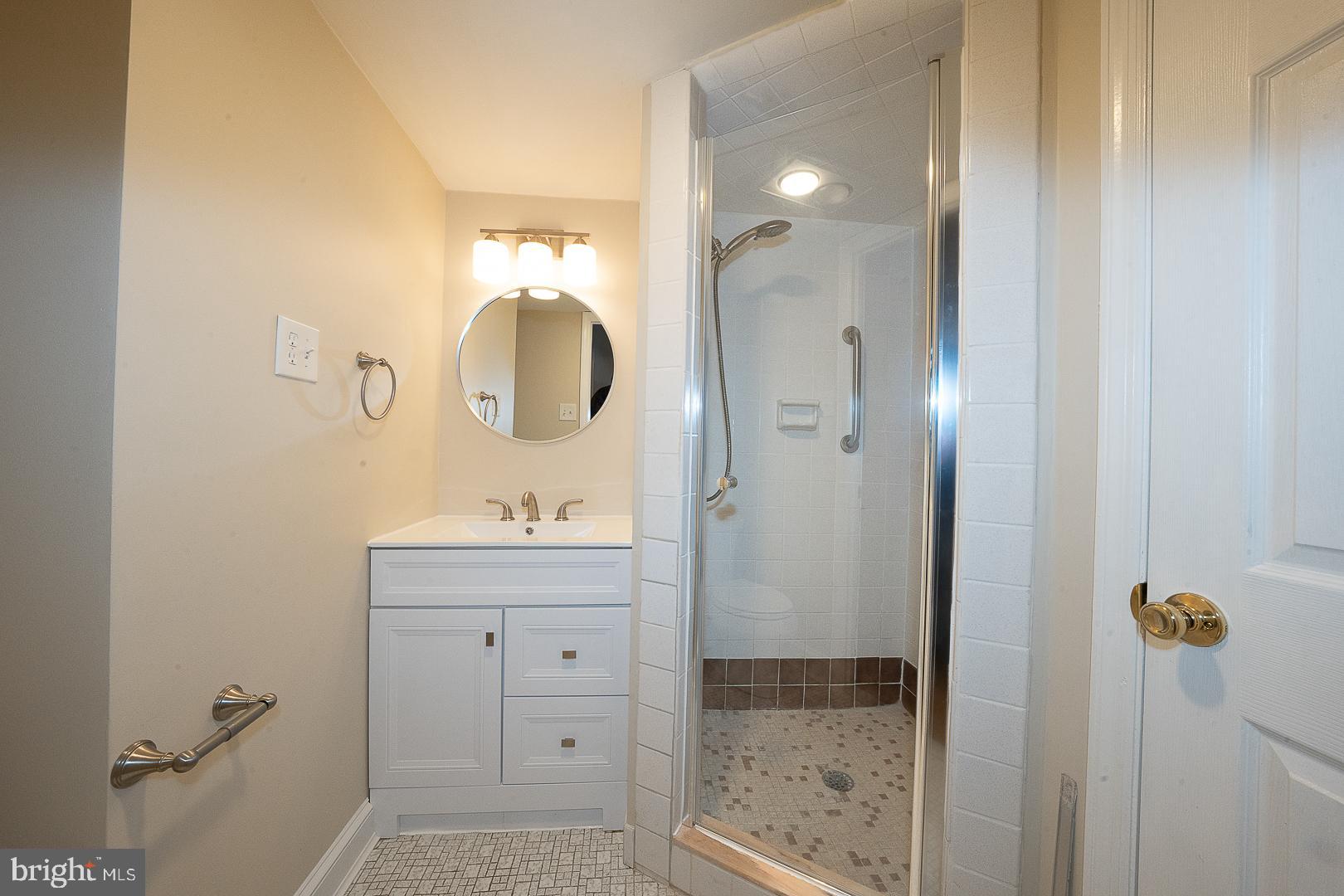 WYNNEWOOD - Residential