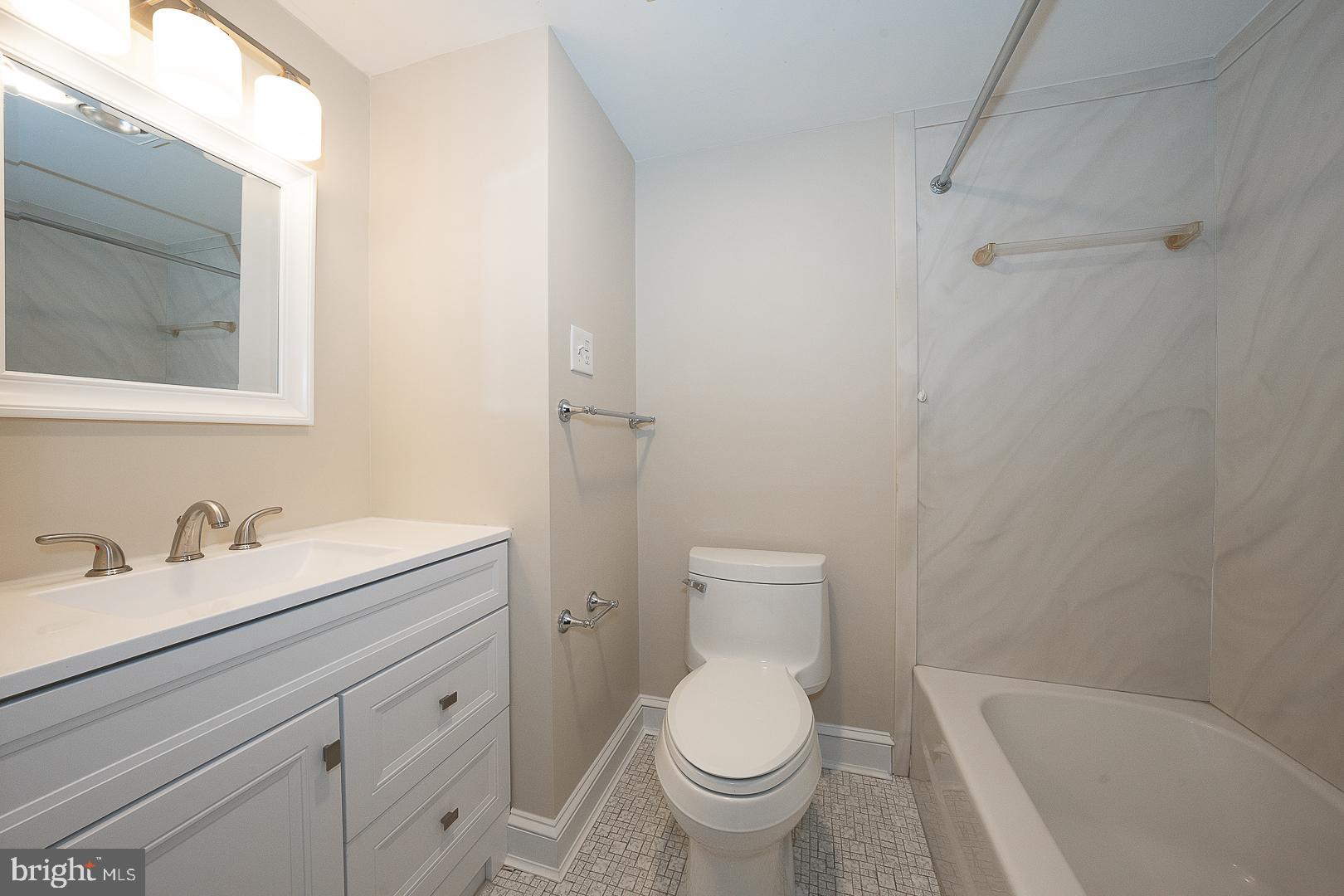 WYNNEWOOD - Residential