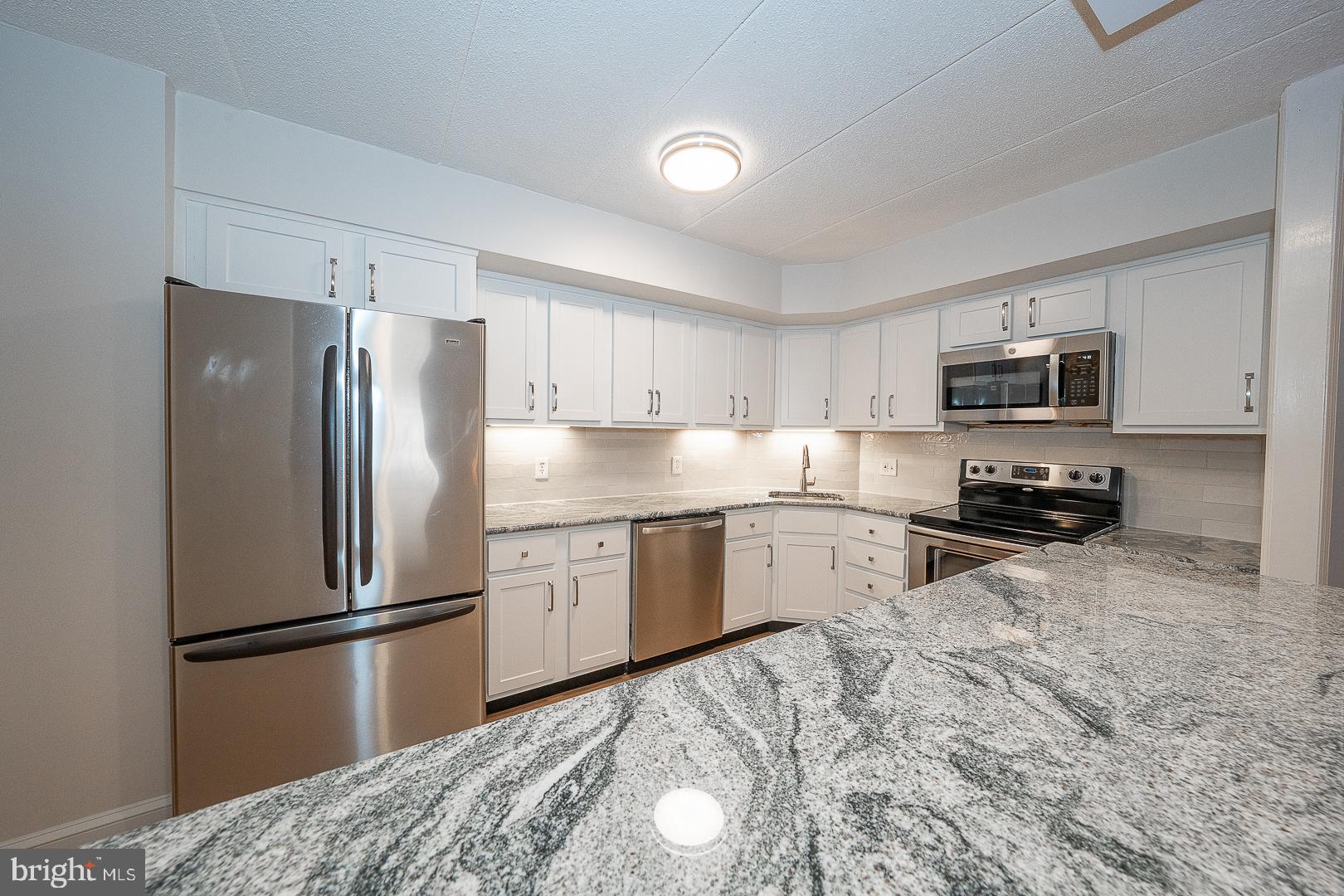 WYNNEWOOD - Residential