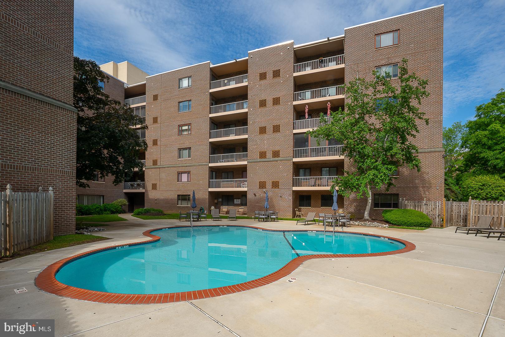 WYNNEWOOD - Residential
