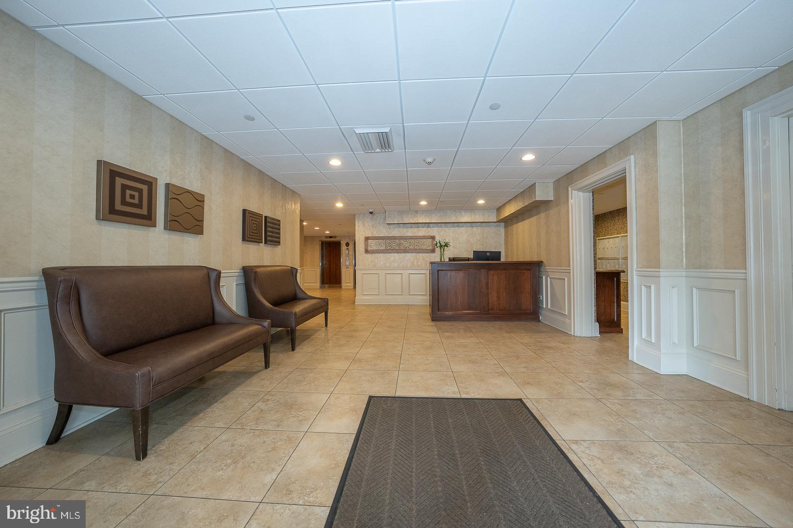 WYNNEWOOD - Residential