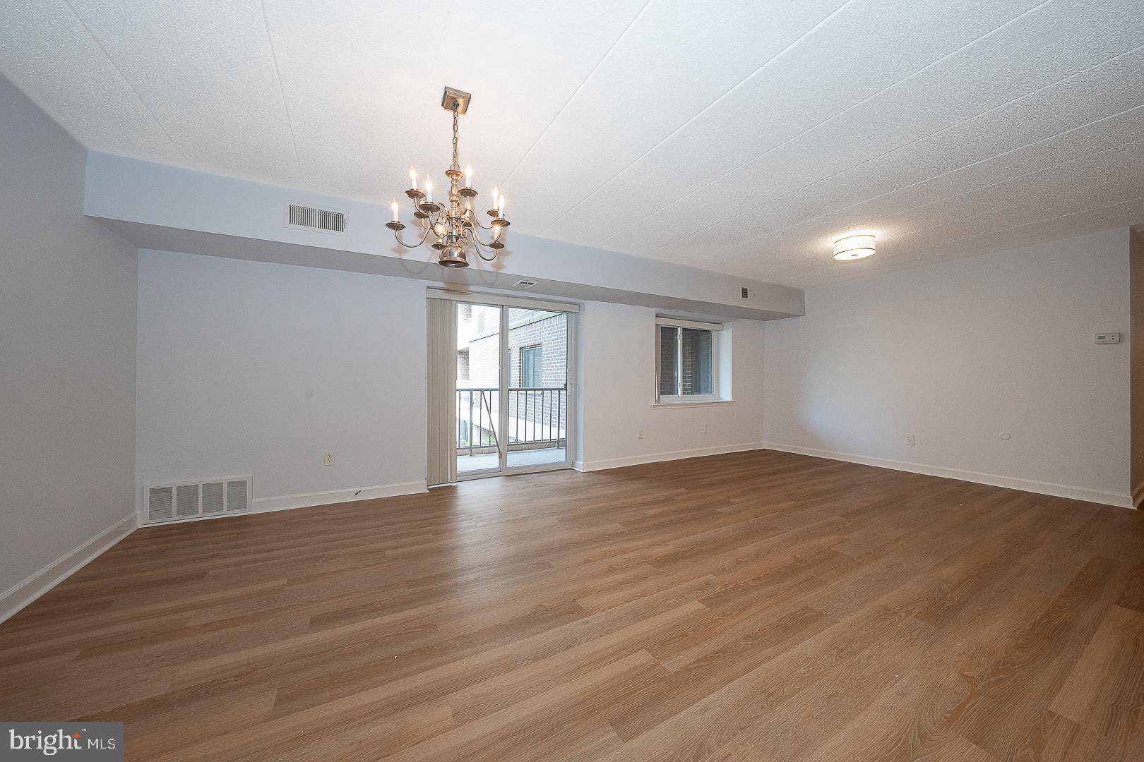 WYNNEWOOD - Residential
